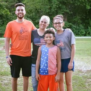 Meet your Posher, Teri